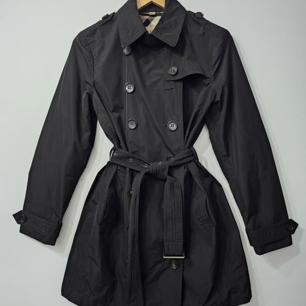 정품 Burberry 버버리 블랙 트렌치 코트 66