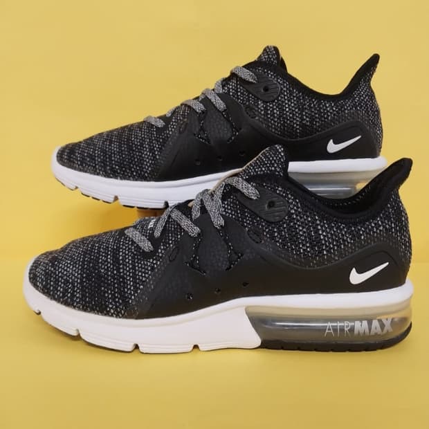 여성 나이키 에어맥스 시퀀트3 운동화, 런닝화 (235)