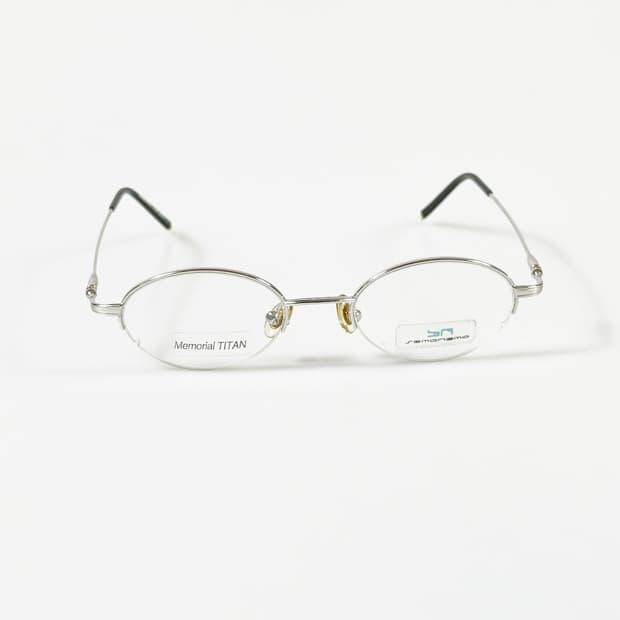 SEMONEMO 실버 메탈 티타늄 오벌 반무테 빈티지 안경