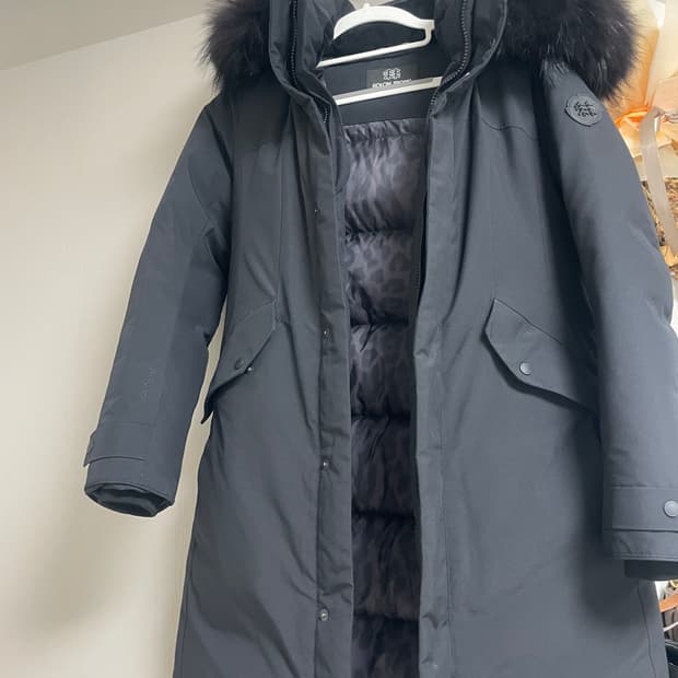 코오롱 안타티카 여성 패딩 / 착용 거의 없음