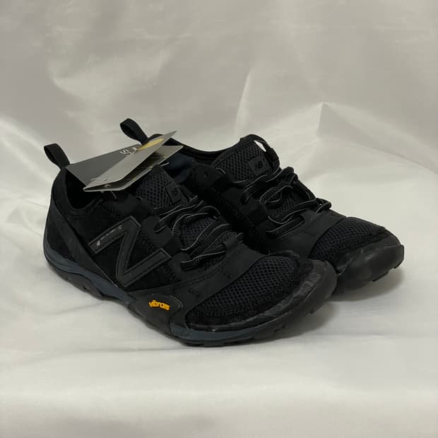 (W250) 뉴발란스 미니머스 MT10 V1 블랙