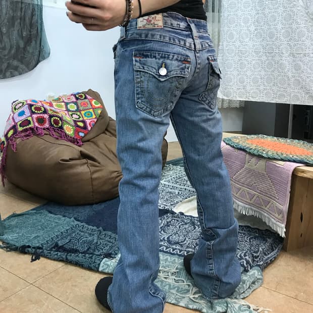 트루릴리젼 조이 부츠컷 데님팬츠 