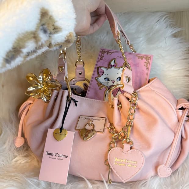 [새상품] 쥬시꾸뛰르 하트 챰 열쇠 핑크 레더 숄더백 갸루