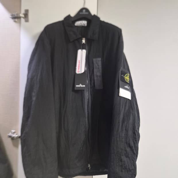 (국내매장판 풀구성) 스톤아일랜드 22fw 나일론메탈 패딩 오버셔츠 xl