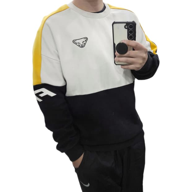 M 95-100) 다이나핏 화이트 블랙 맨투맨