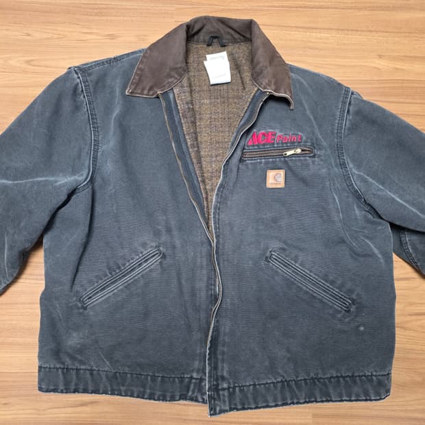 칼하트j97 blk xl 판매합니다