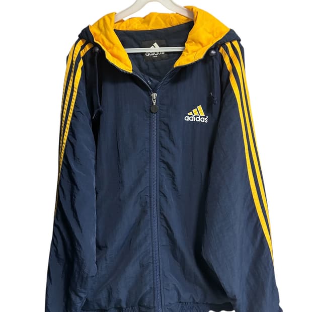 이디다스 퀄팅 바람막이