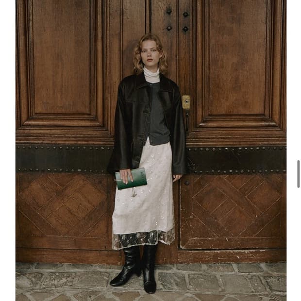 (새상품) LOEUVRE 루에브르 h라인 스팽글 스커트 - 베이지