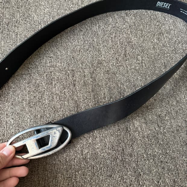 디젤 D로고 벨트