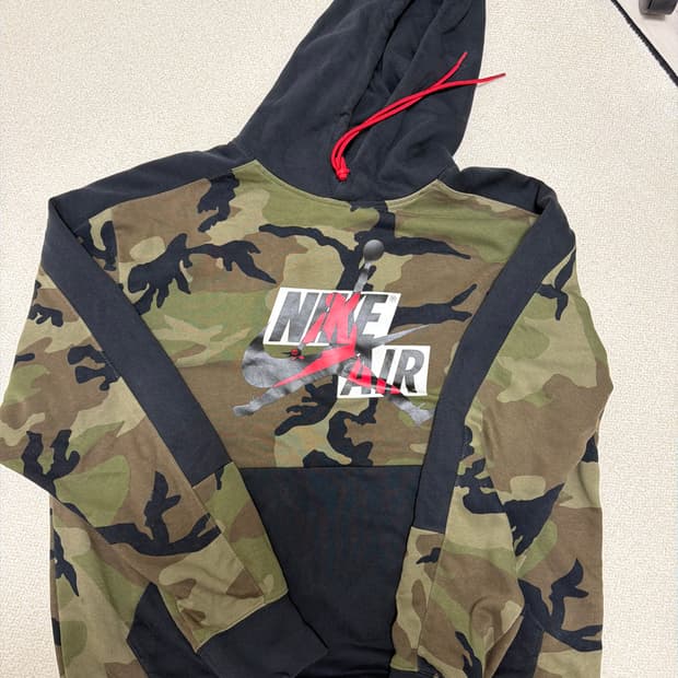 조던 점프맨 후드클래식 카모 '올리브 그린'