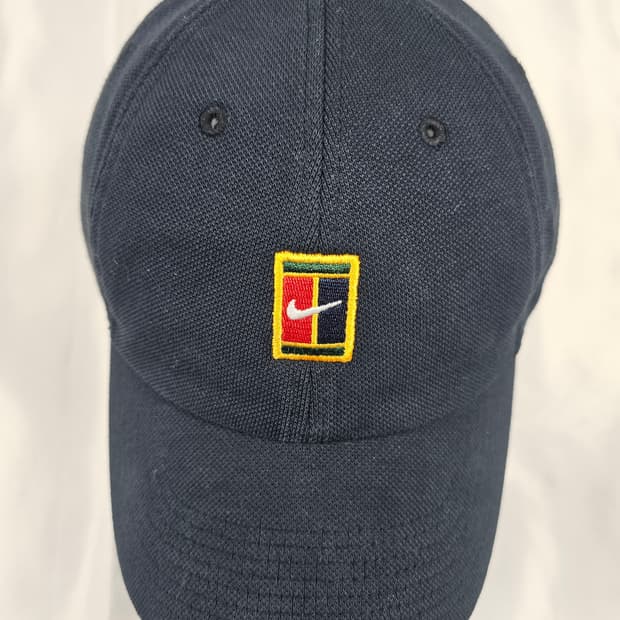 나이키테니스코트모자