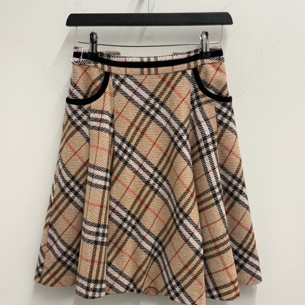 BURBERRY 버버리 노바체크 미디스커트 36