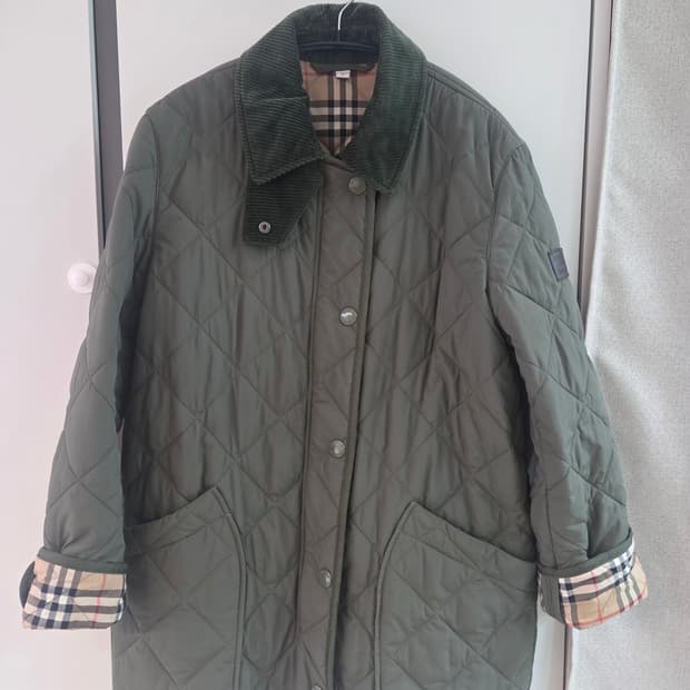 버버리 코츠월드 올리브카키 m