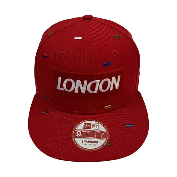 뉴에라 9FIFTY 런던 자수 로고 스냅백 레드