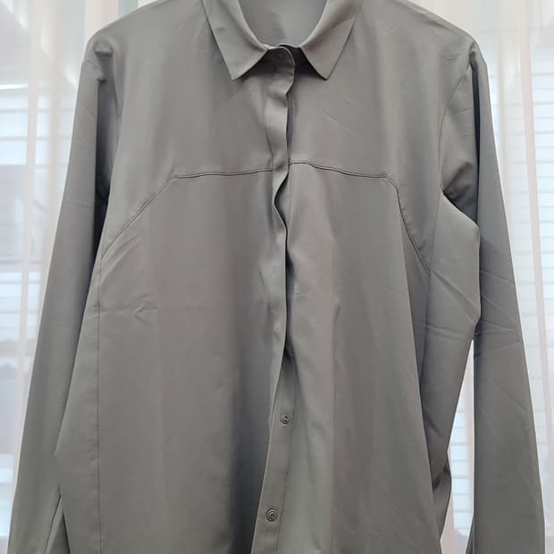 아크테릭스 여성 셔츠 바욱스LS, m사이즈, 카키