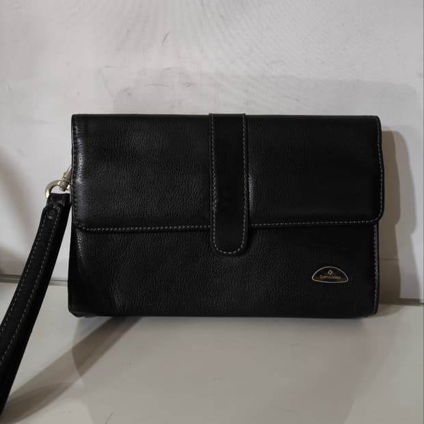 쌤소나이트 더블 클러치