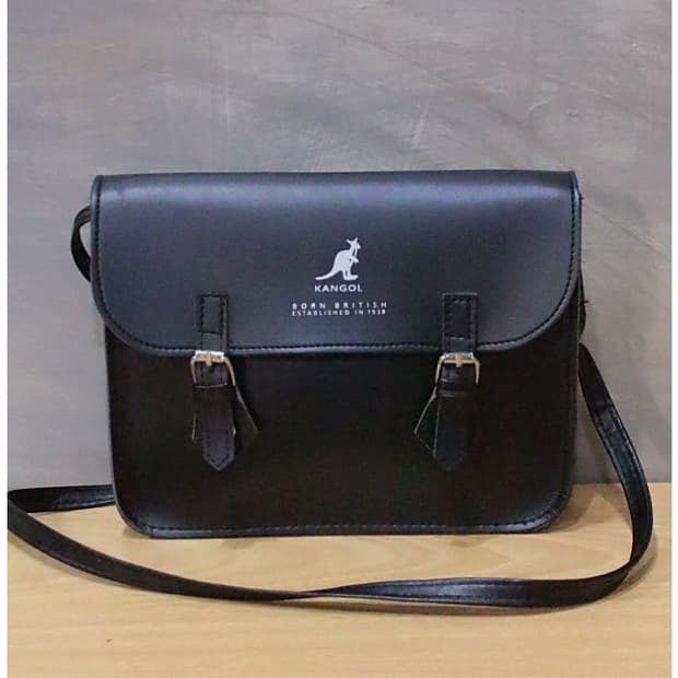 캉골 클래식 가죽 사첼백 크로스백