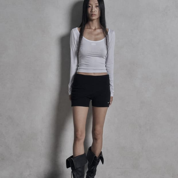 보헤미안서울 베이직 딥 유넥 롱슬리브 아이보리