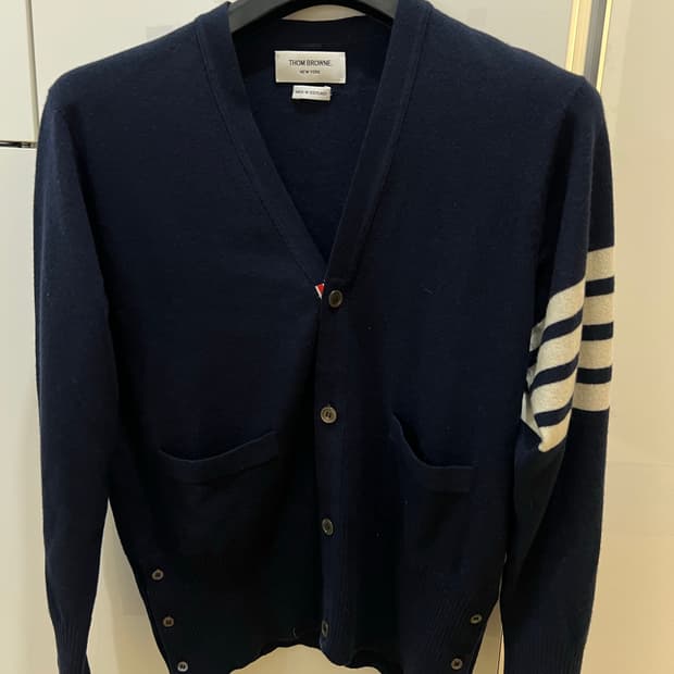 톰브라운 캐시미어 네이비가디건 3사이즈
