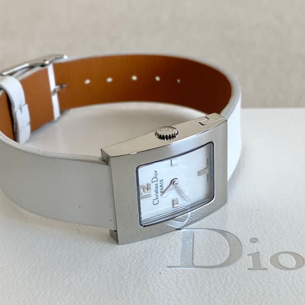 크리스찬 디올 마리스 화이트 자개 다이얼 쿼츠