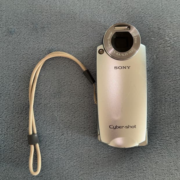 소니 사이버샷 DSC-M2