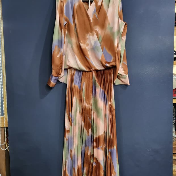 더발론 패턴 플리츠 셋업