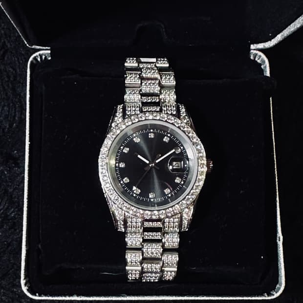 타이쿤즈 파베 시계 TIKOONZ ICED OUT WATCH