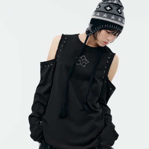 뚜오미오 컷아웃 레이스 롱슬리브