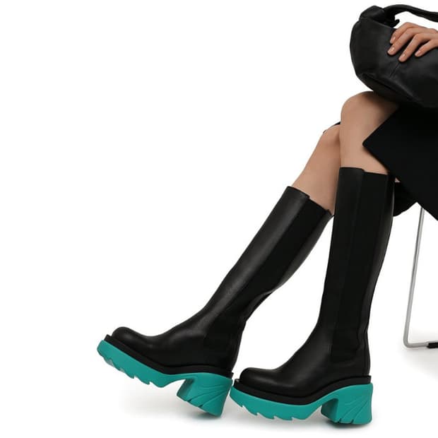 보테가베네타 플래시 레더 롱부츠