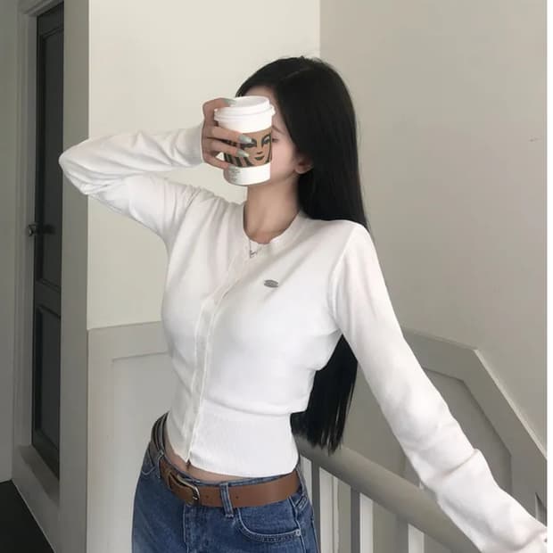 베이델리 시보리 팬던트 니트가디건