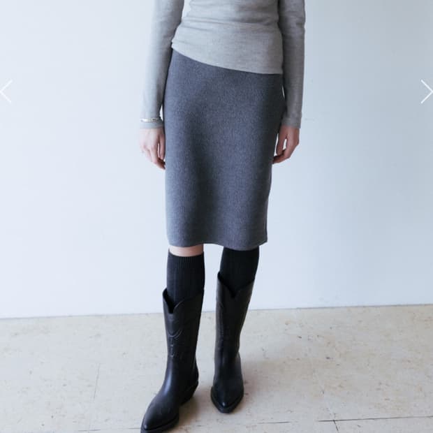 모노하 Scallop cap sleeve top 라이트그레이 