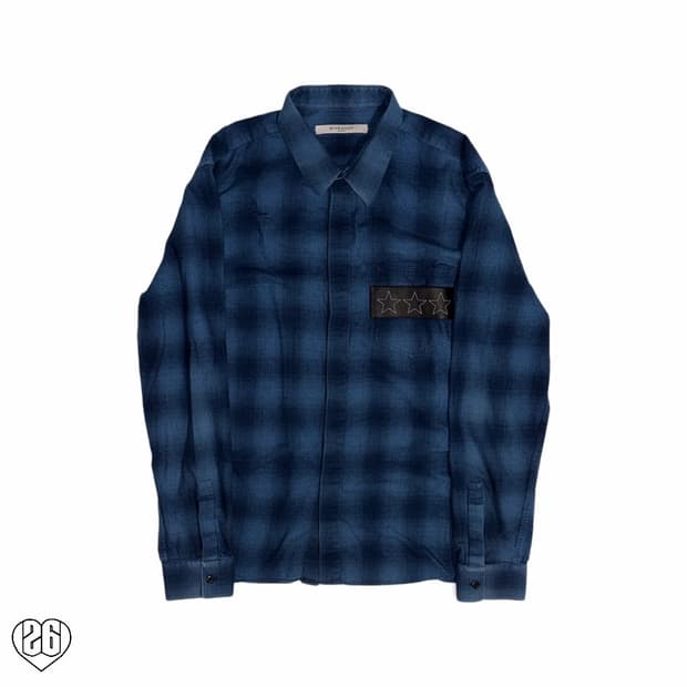 16F Givenchy Star Patch Flannel Shirt