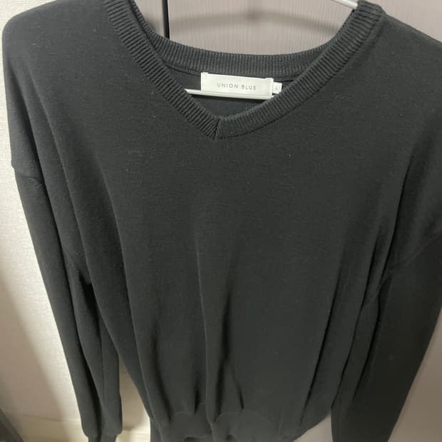 유니온블루 브이넥니트