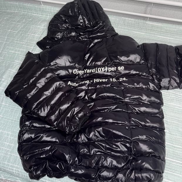 오와이 경량패딩 유광 0사이즈
