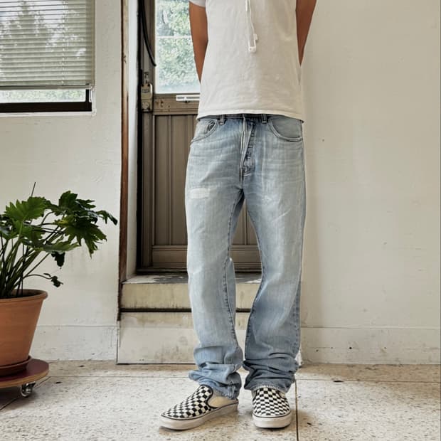 Levi’s 501 라이트 워시 데님 팬츠