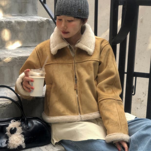 스웨이드 숏 무스탕 베이지