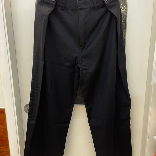 노앙 울 턱 슬랙스 32사이즈