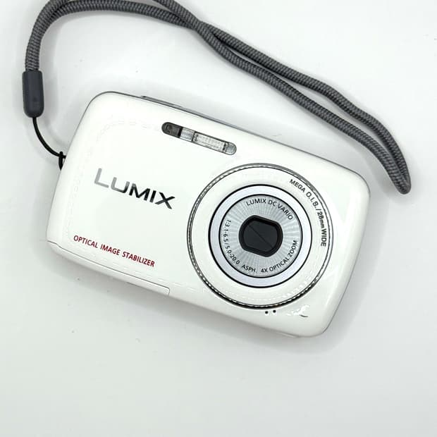 🕊️ Panasonic LUMIX DMC-S1 화이트