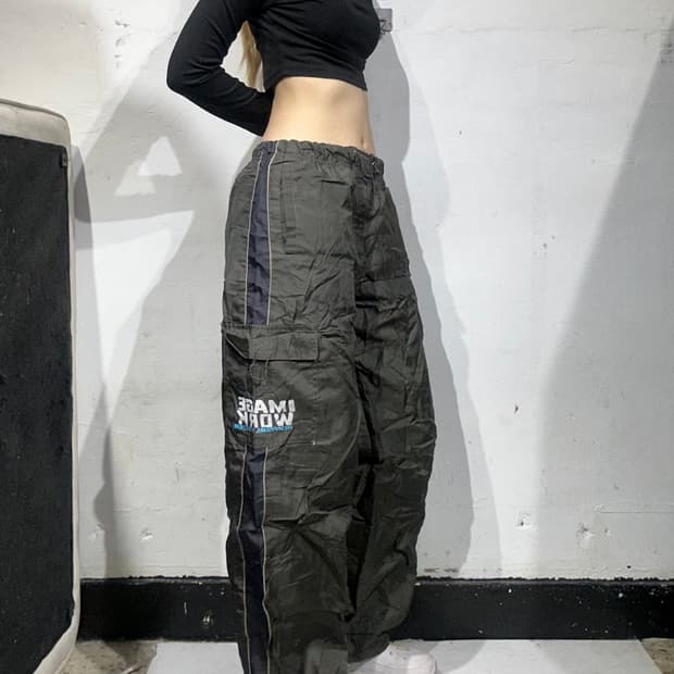 일본 빈티지 카키 블랙 사이드 라인 와이드 포켓 카고 팬츠