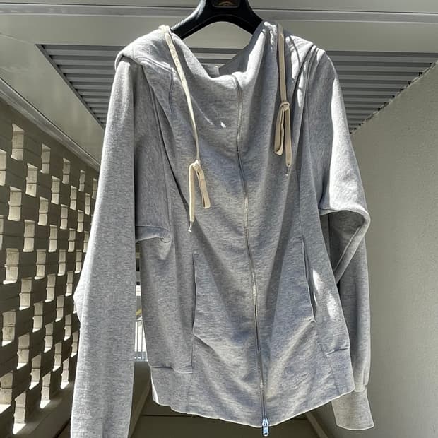 Vivienne Westwood MAN 빅드레이프 지퍼 후드