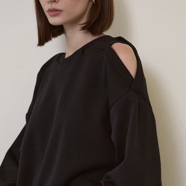 이사베이 오픈 숄더 맨투맨 그레이 XL