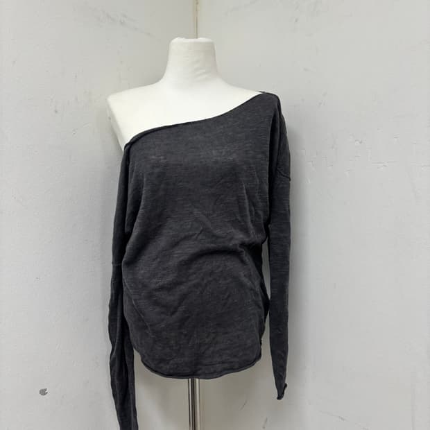“Zadig&Voltaire” U Neck Grey Sleeve