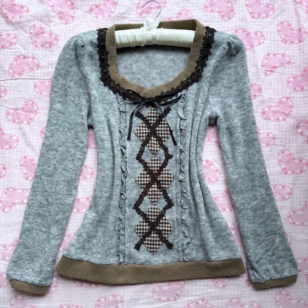 엑시즈팜 러블리 라떼갸루 니트