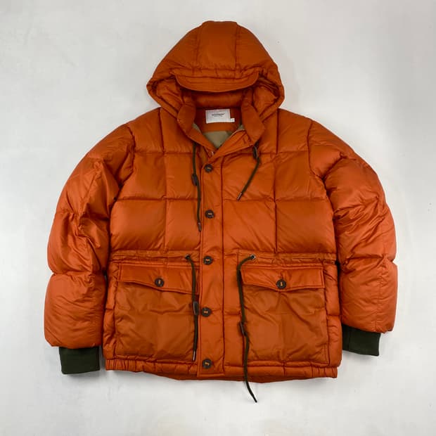 아웃스탠딩 카라코람 구스다운 퀼팅 오렌지 파카 패딩 (100)