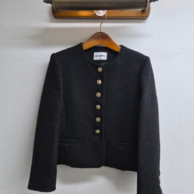 77) 칼 라거펠트 트위드 자켓 팝니다
