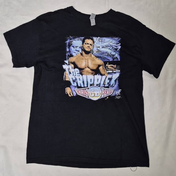 WWE 크리스 벤와 티셔츠 팝니다