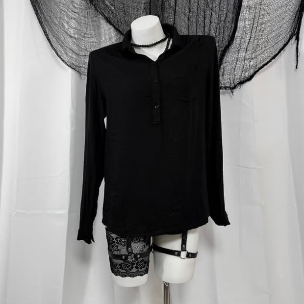 black pk t-shirt