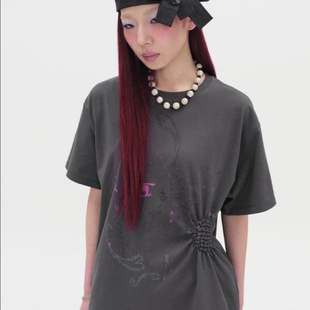 타입서비스 반팔 티셔츠 Scattered Ruched Top