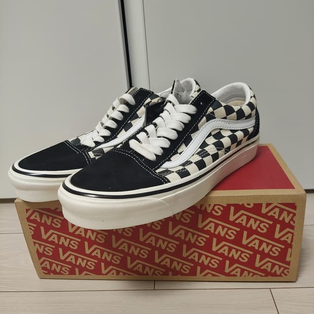 새상품 반스 올드스쿨 250