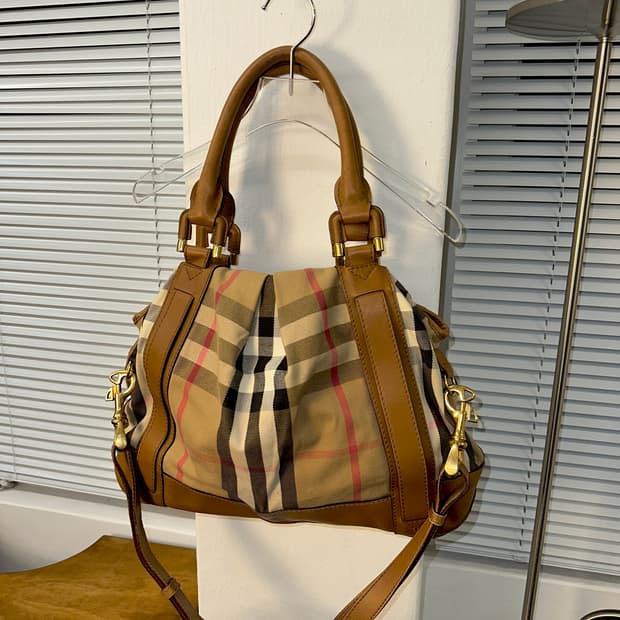 정품)버버리 2way 숄더백 